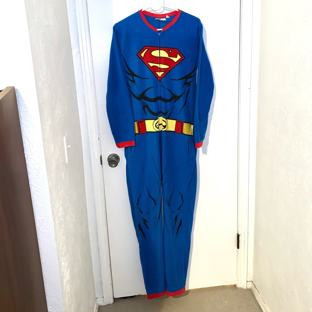 🦸‍♂️ Men’s Superman Super Soft Fleece Onesie Pajamas/Sleepwear with Cape